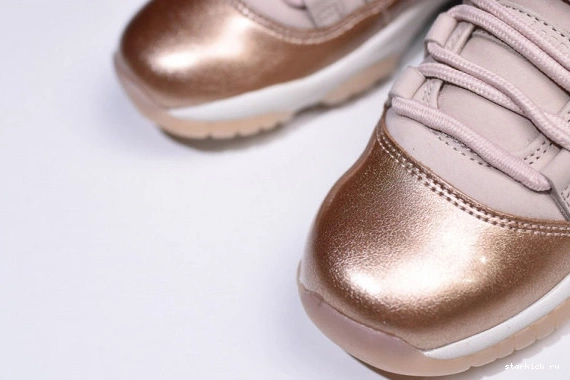 AH7860-105 'Rose Gold' AH7860-105 Retro AIR 11 Jordan Womens 0115